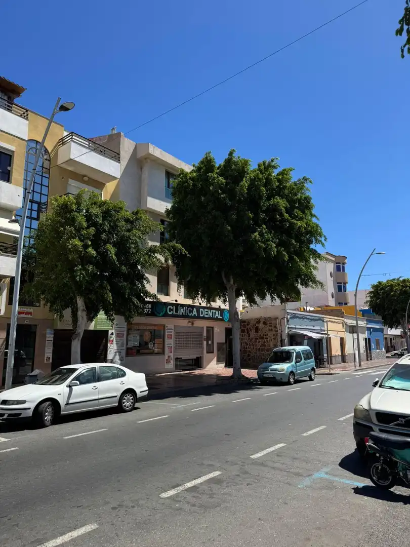 Residencial en venta en Avenida de las Canarias, imagen 2