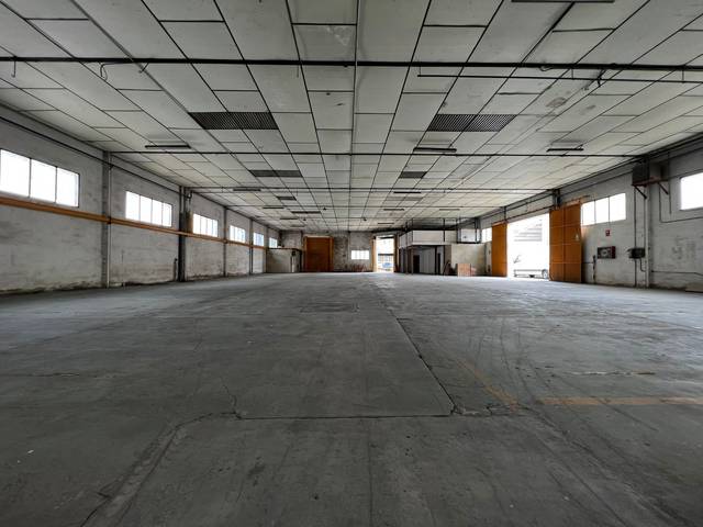 Nave industrial en Alquiler en Silla