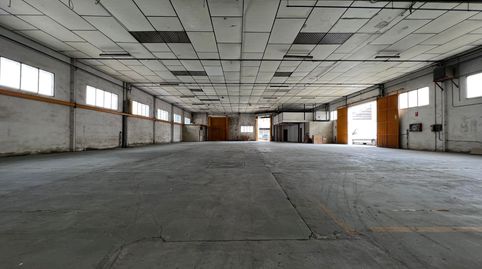 Nave con todas las instalaciones y una ubicación extraordinaria