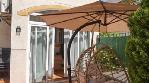 Foto 2 de Planta baixa en venda a Guardamar Playa, Alicante