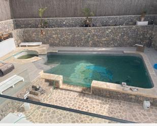 Piscina de Casa o xalet en venda en Santa Eulària des Riu amb Aire condicionat, Jardí privat i Terrassa