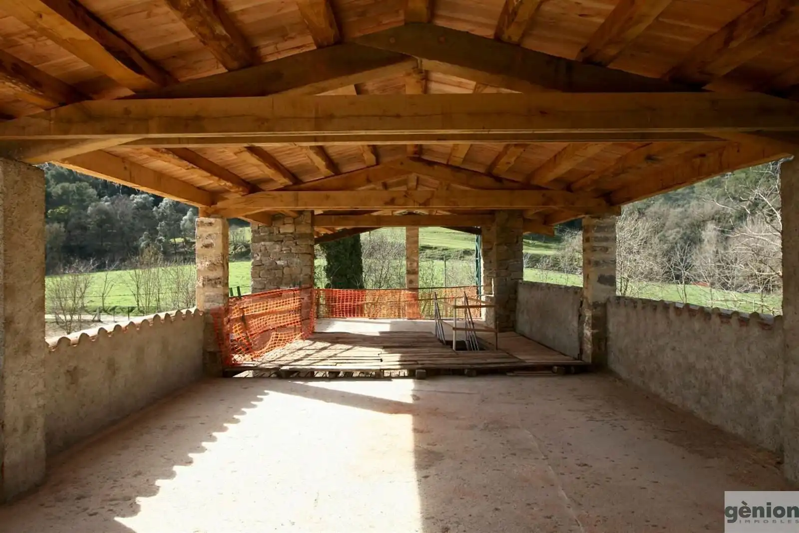 Country house zum Verkauf in Camós mit Privatgarten und Abstellraum