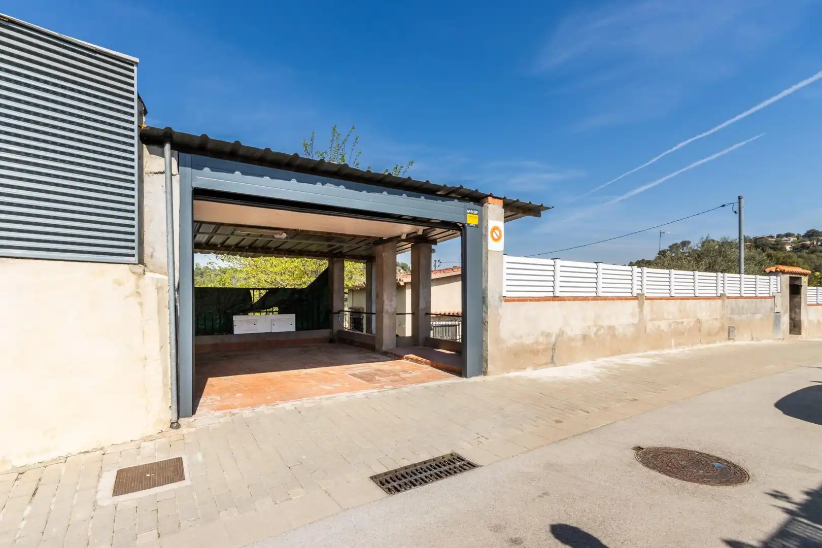 Parking of Houses for sale in Castellbisbal  with Air Conditioner, Heating and Private garden
