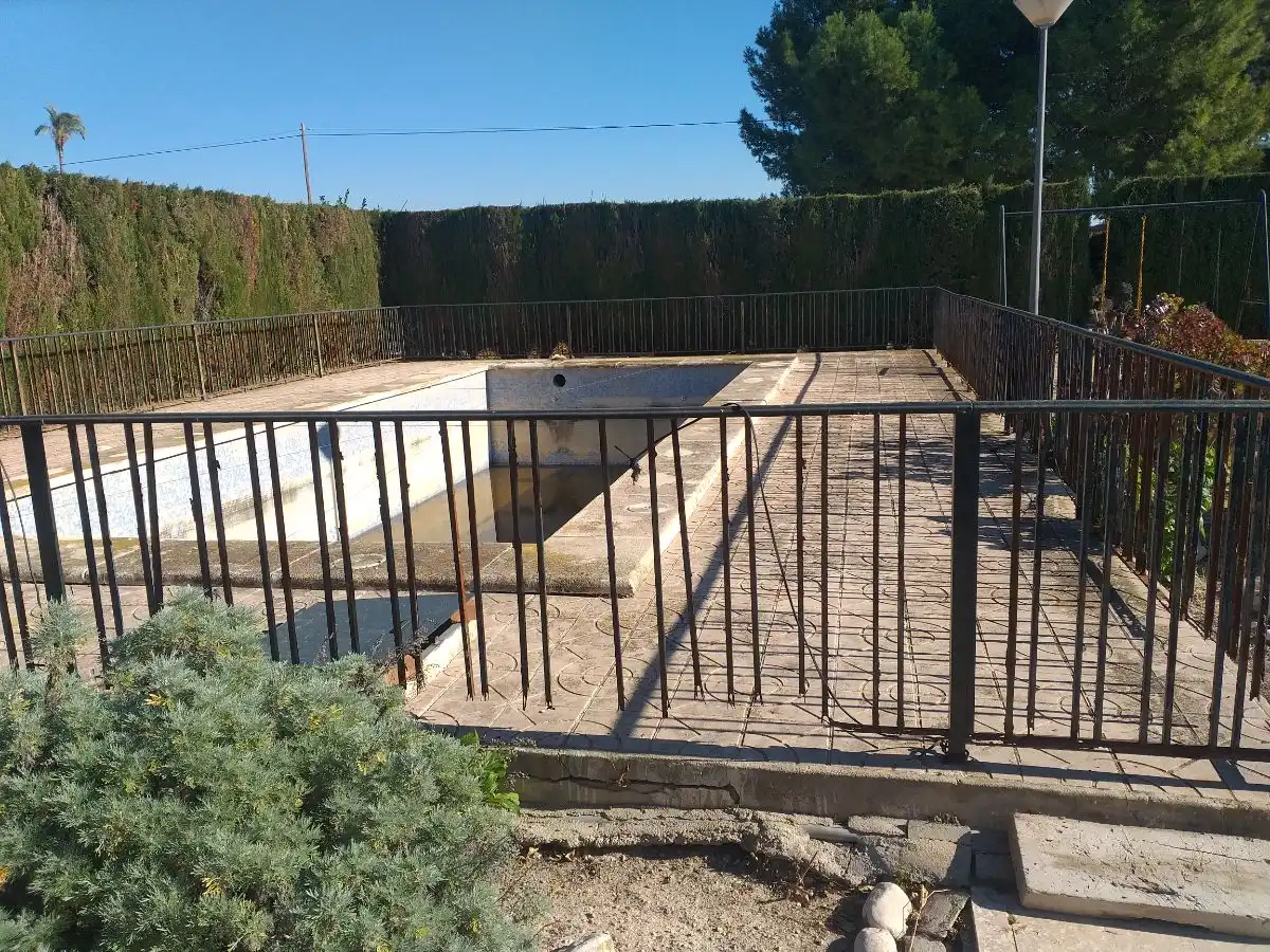 Piscina de Casa o xalet en venda en Elche / Elx
