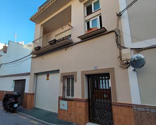 Vista exterior de Casa o xalet en venda en Nerja amb Aire condicionat i Terrassa