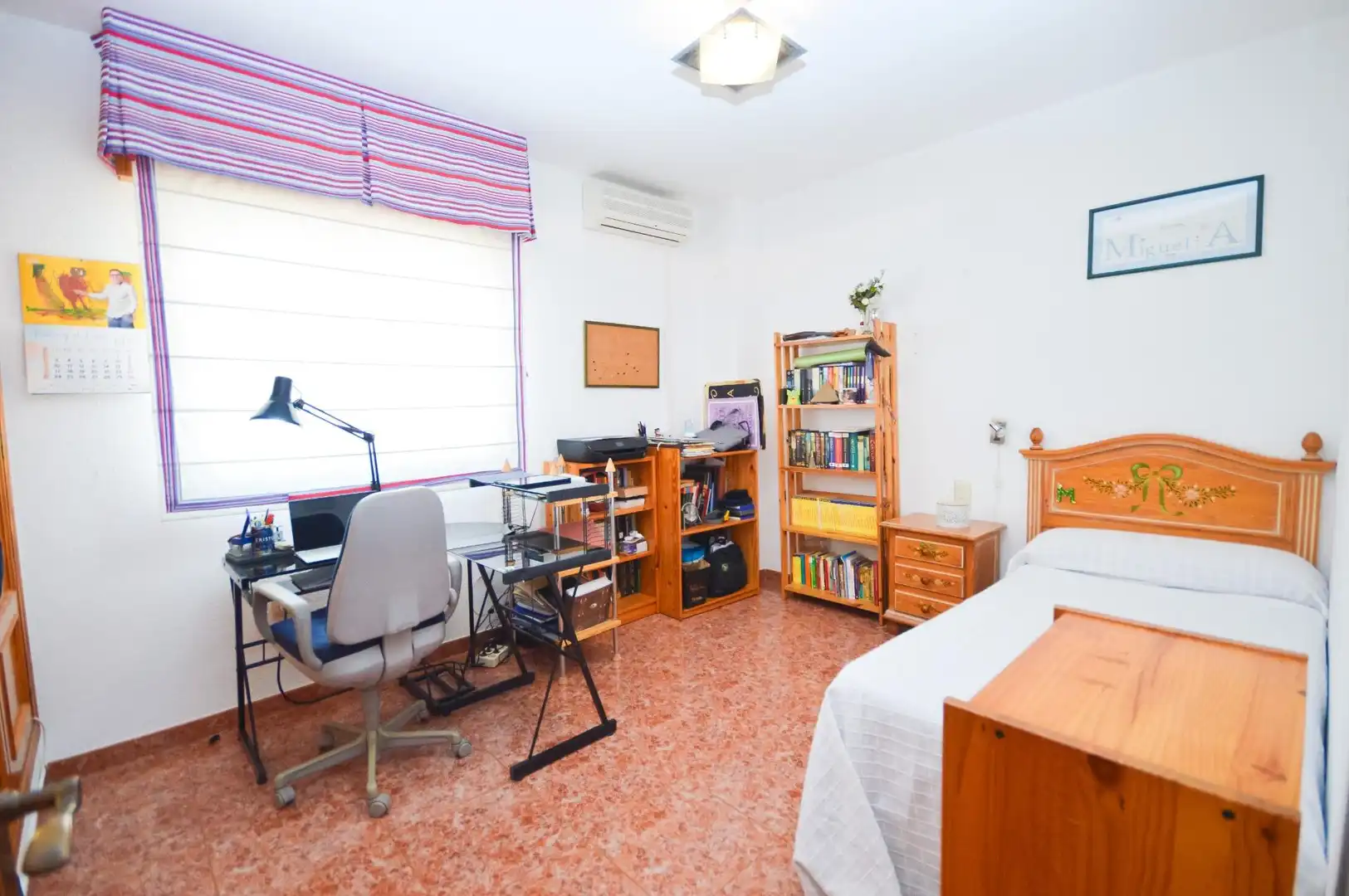 Schlafzimmer von Einfamilien-Reihenhaus zum Verkauf in Almería mit Klimaanlage und Abstellraum