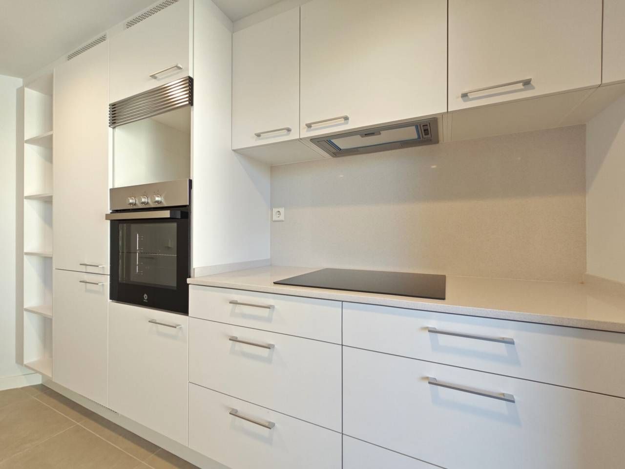 Cuina de Pis en venda en Manresa amb Aire condicionat, Calefacció i Terrassa