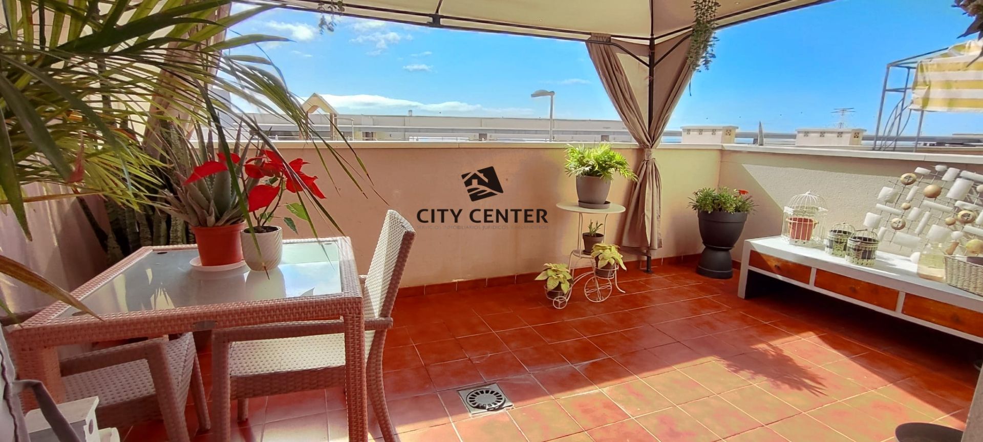 Piso en venta en Calle Arguayoda, San Isidro