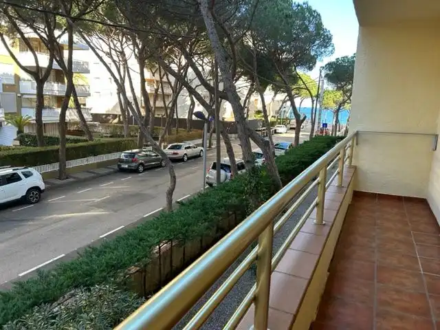 Vista exterior de Apartamento de alquiler en Castell d'Aro, Platja d'Aro i s'Agaró con Terraza, Amueblado y Lavadora