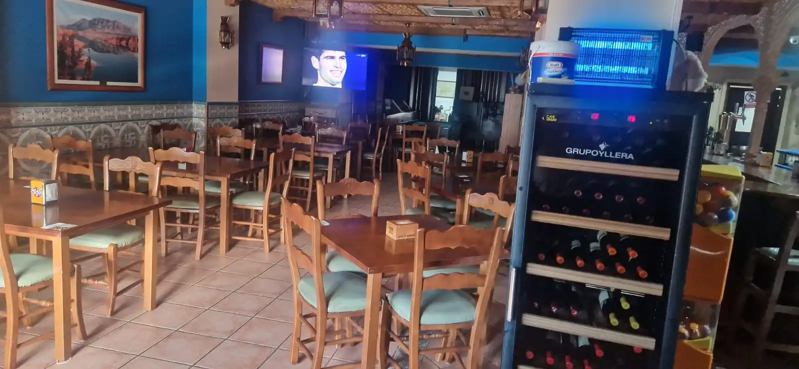 Local en venda en Cuevas del Campo amb Aire condicionat, Terrassa i Moblat
