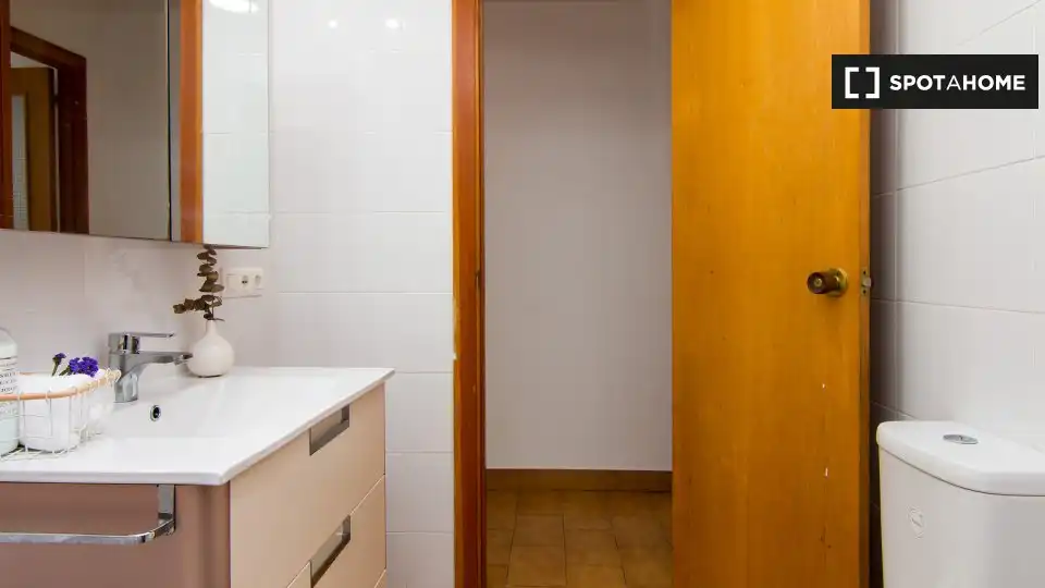 Room in Velilla - Velilla Taramay
