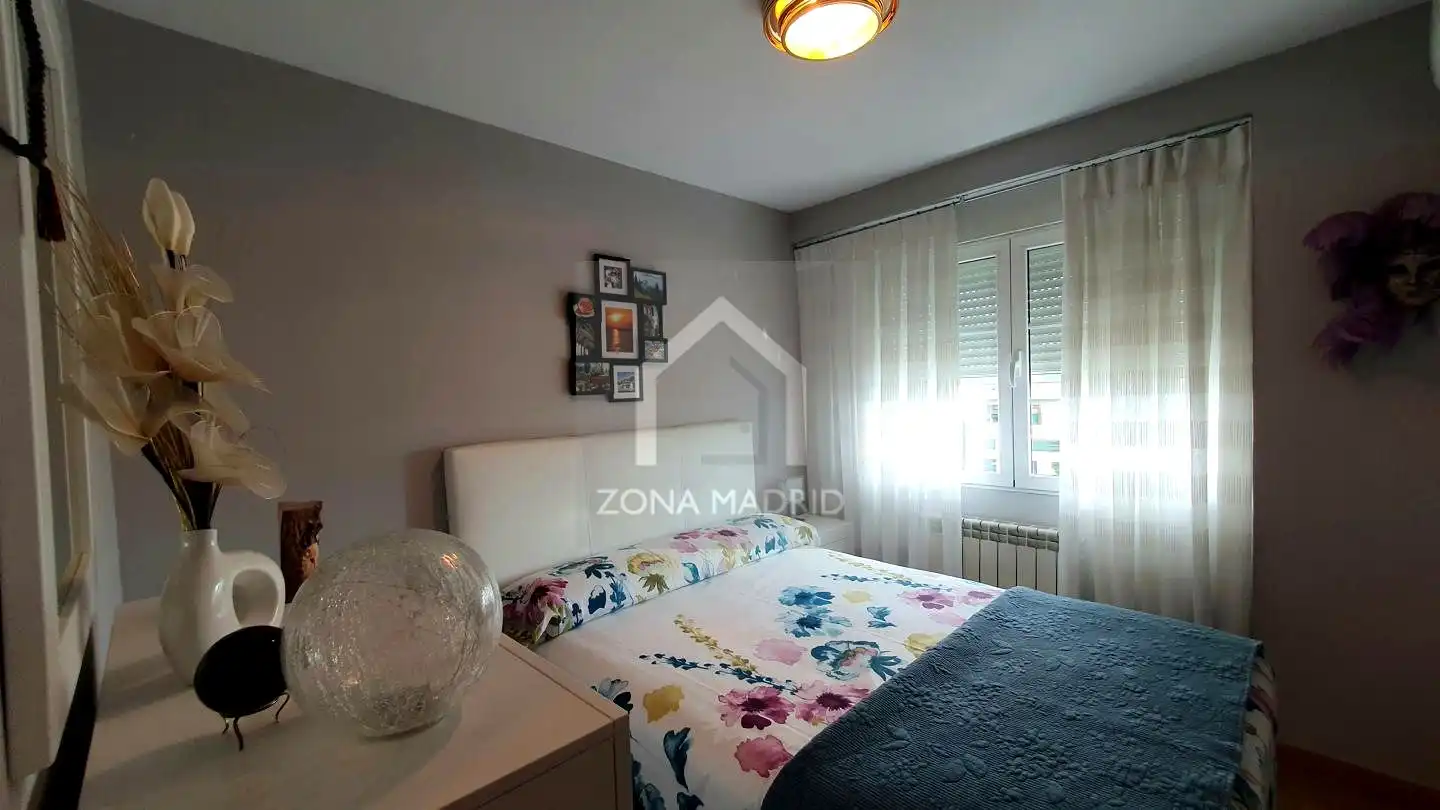 Habitación de Piso en venta en Madrid con Aire acondicionado, Calefacción y Terraza