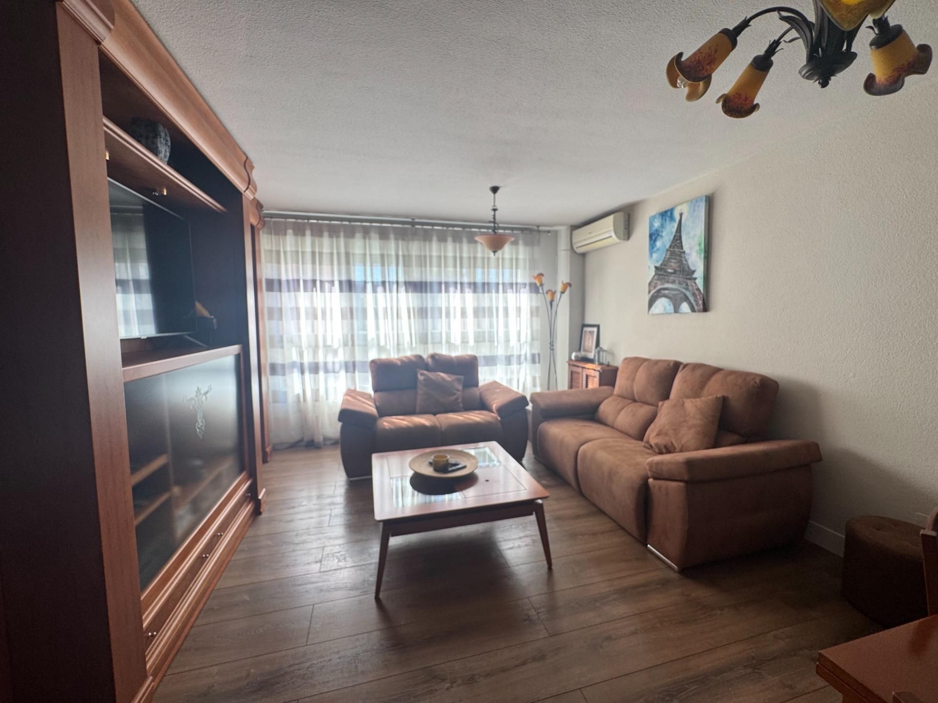 Living room of Flat for sale in Leganés  with Air Conditioner and Heating