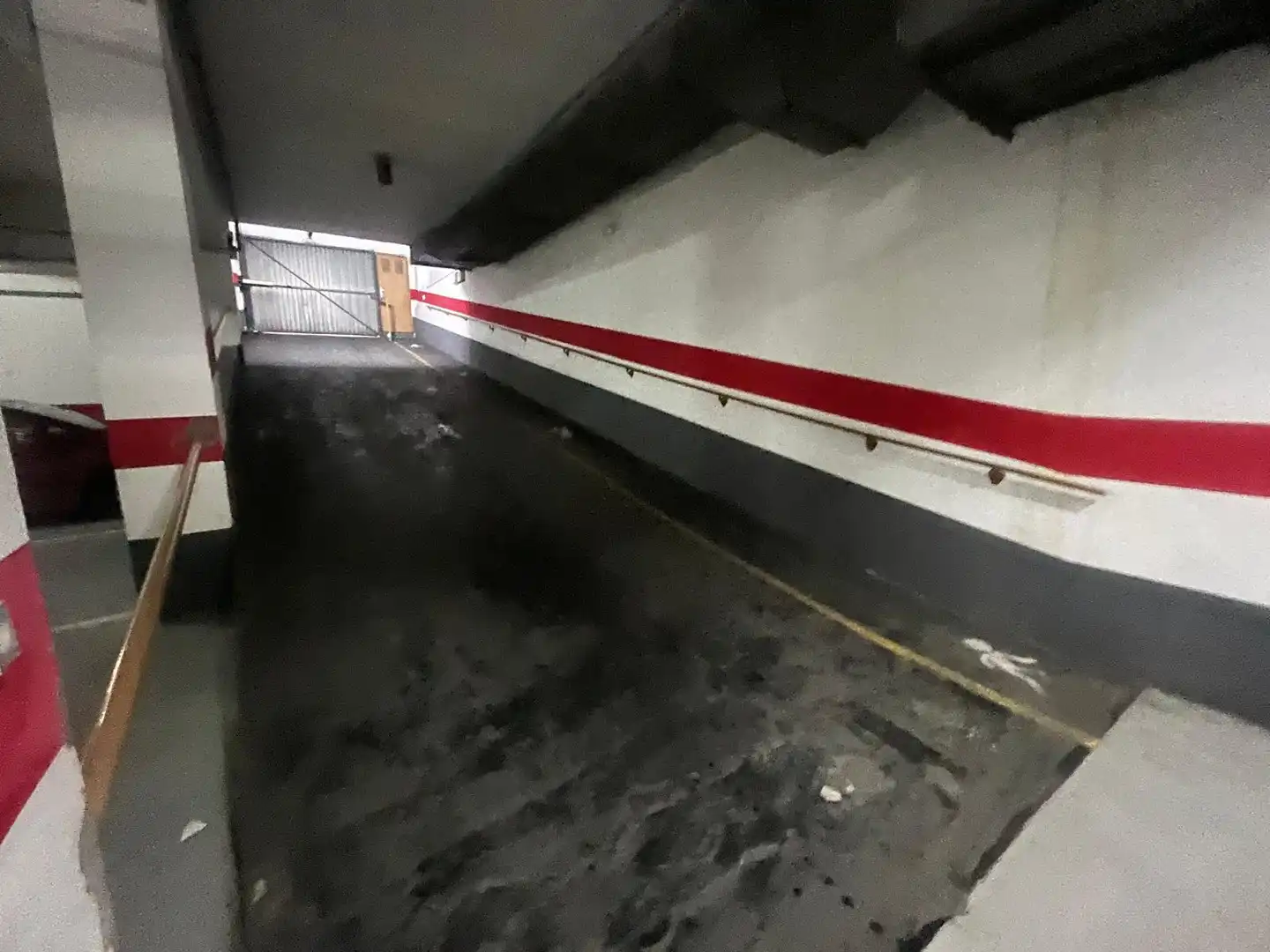 Parkplatz von Garage zum Verkauf in Zaragoza