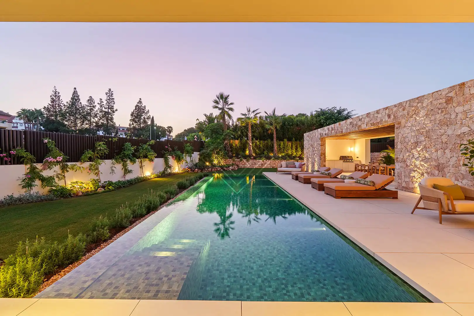 Chalet con piscina en venta en Milla de Oro, imagen 10