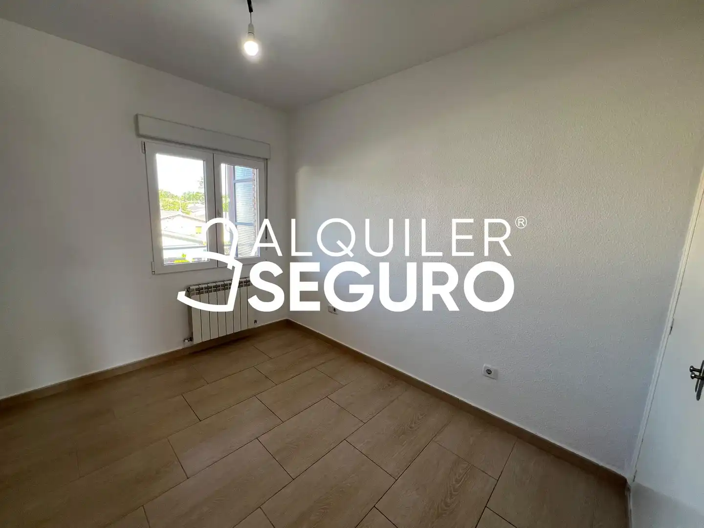 Schlafzimmer von Wohnung zur Miete in Colmenar Viejo mit Heizung, Terrasse und Schwimmbad