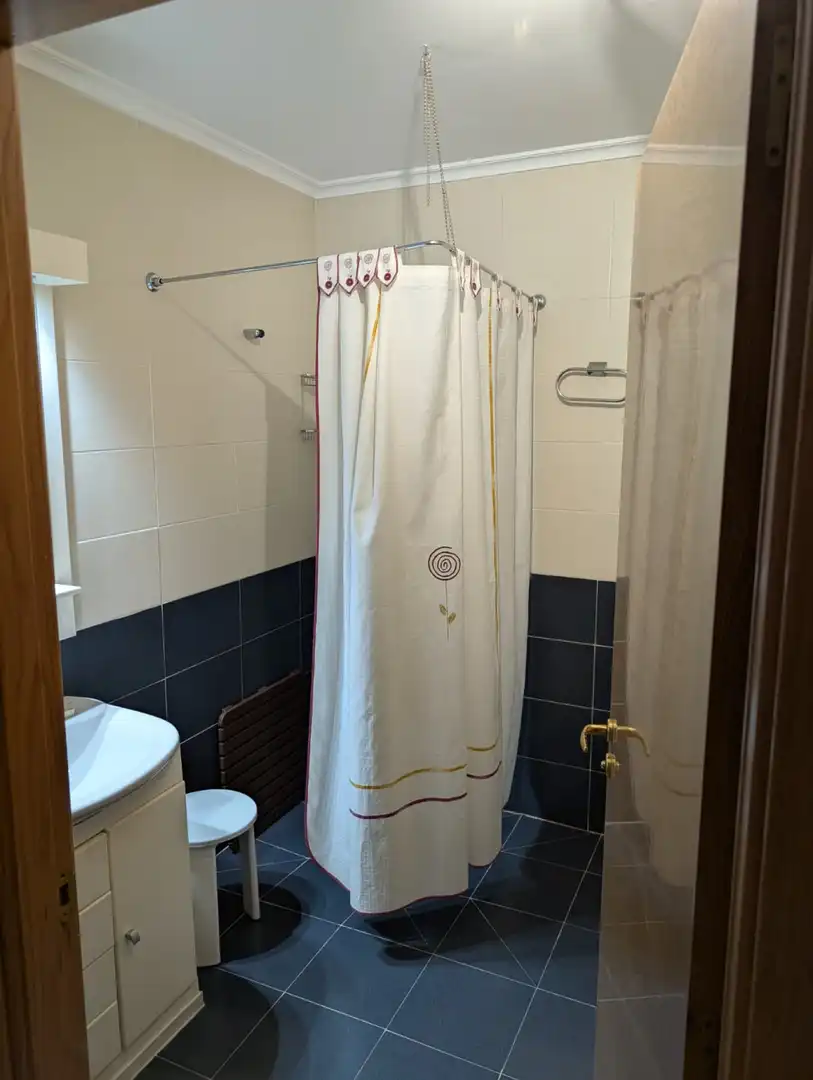 Bathroom of Flat for sale in Palencia  with Heating, Parquet flooring and Storage room