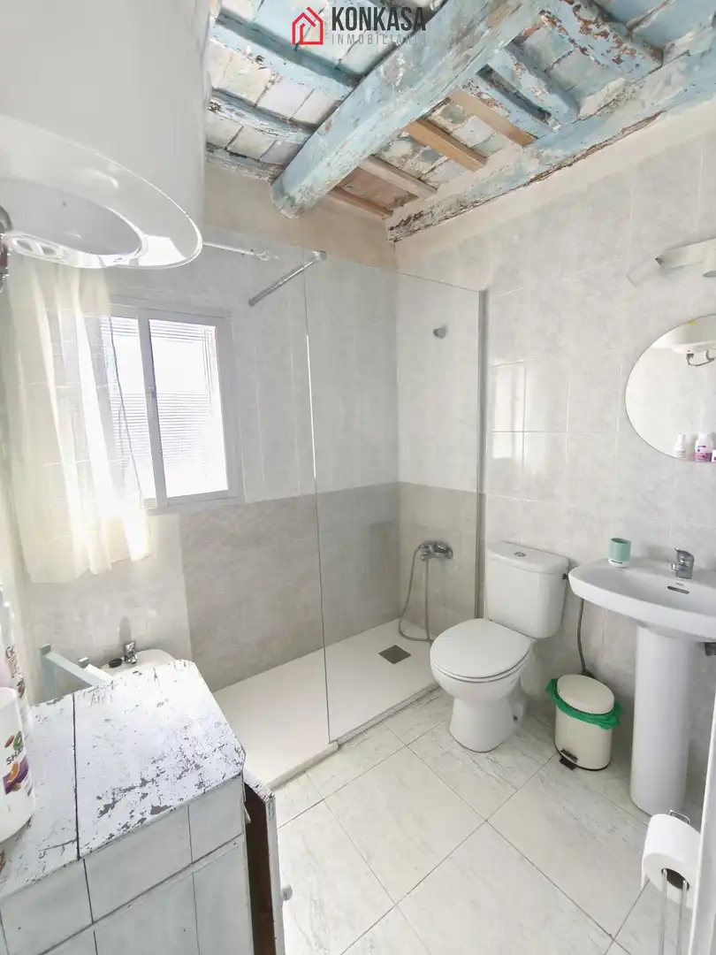 Baño de Piso en venta en Arcos de la Frontera con Aire acondicionado, Terraza y Trastero