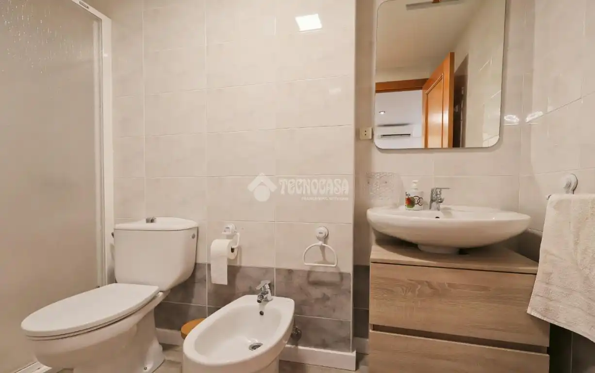 Bathroom of Flat for sale in Canet d'En Berenguer  with Air Conditioner, Terrace and Storage room