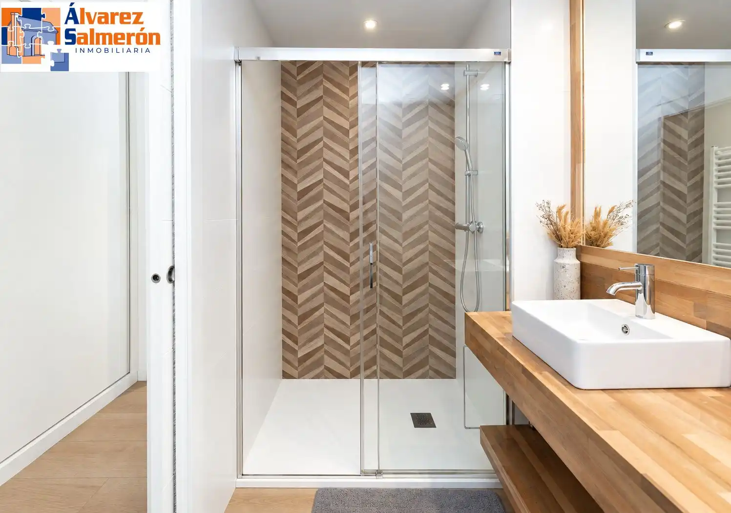 Appartement compact avec terrasse à vendre à 2 Calle Enriqueta Lozano, imagen 33