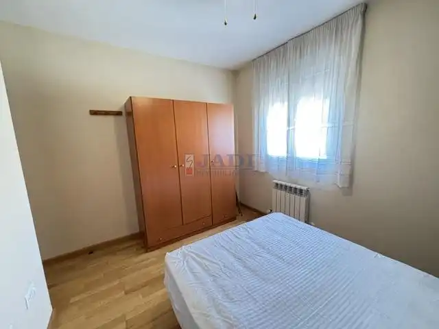 Habitación de Apartamento en venta en Valdepeñas con Aire acondicionado, Calefacción y Amueblado