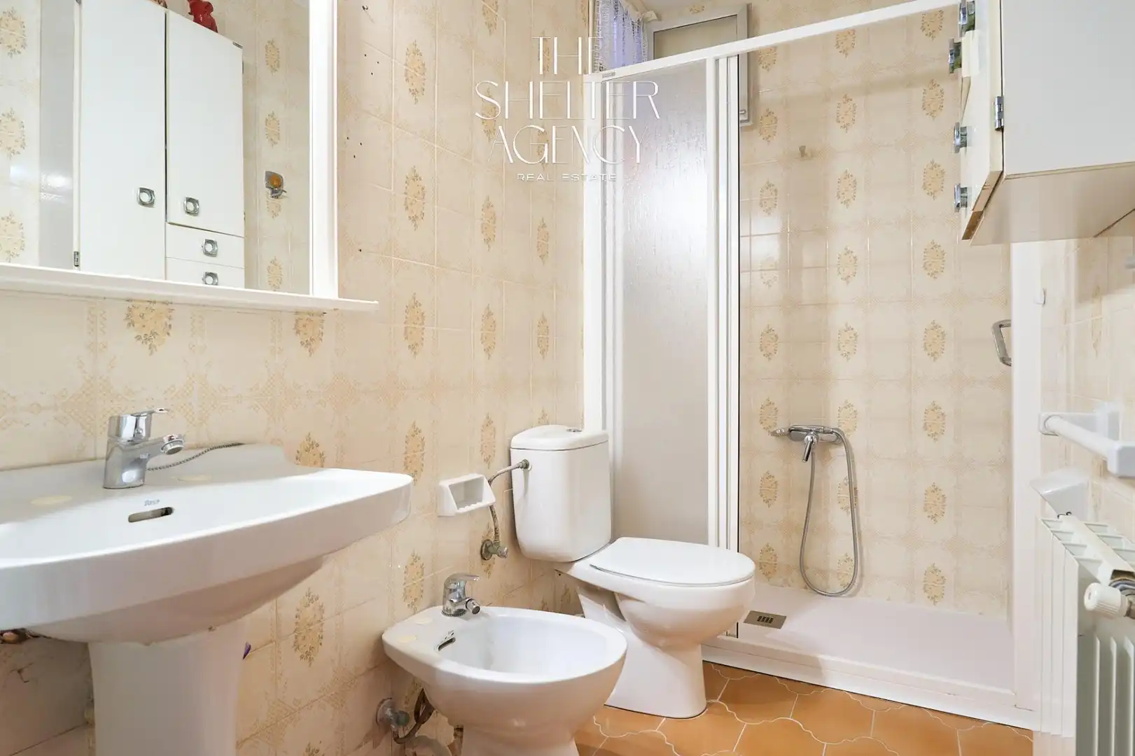 Baño de Ático en venta en Sitges con Calefacción y Terraza