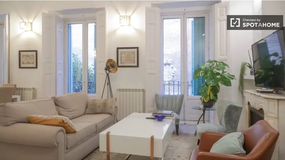 Habitación en Universidad - Malasaña