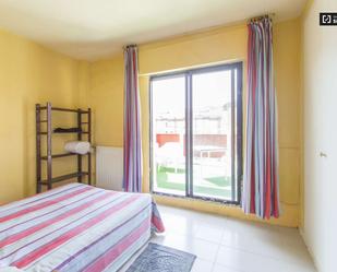 Bedroom of Flat to share in  Madrid Capital  with Air Conditioner and Terrace