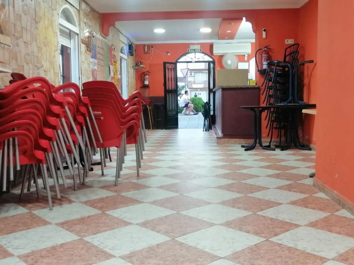 Local en venda en Puebla de la Calzada amb Calefacció