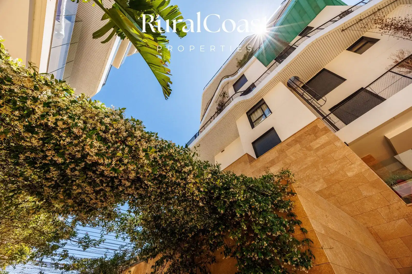 Vista exterior de Dúplex en venta en Villajoyosa / La Vila Joiosa con Aire acondicionado, Terraza y Trastero