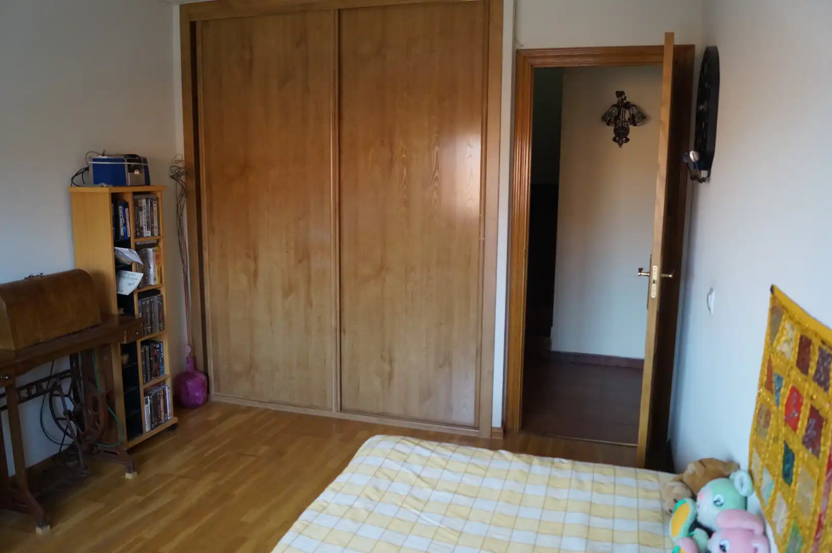 Habitación de Casa adosada en venta en Guadalajara con Jardín privado y Terraza