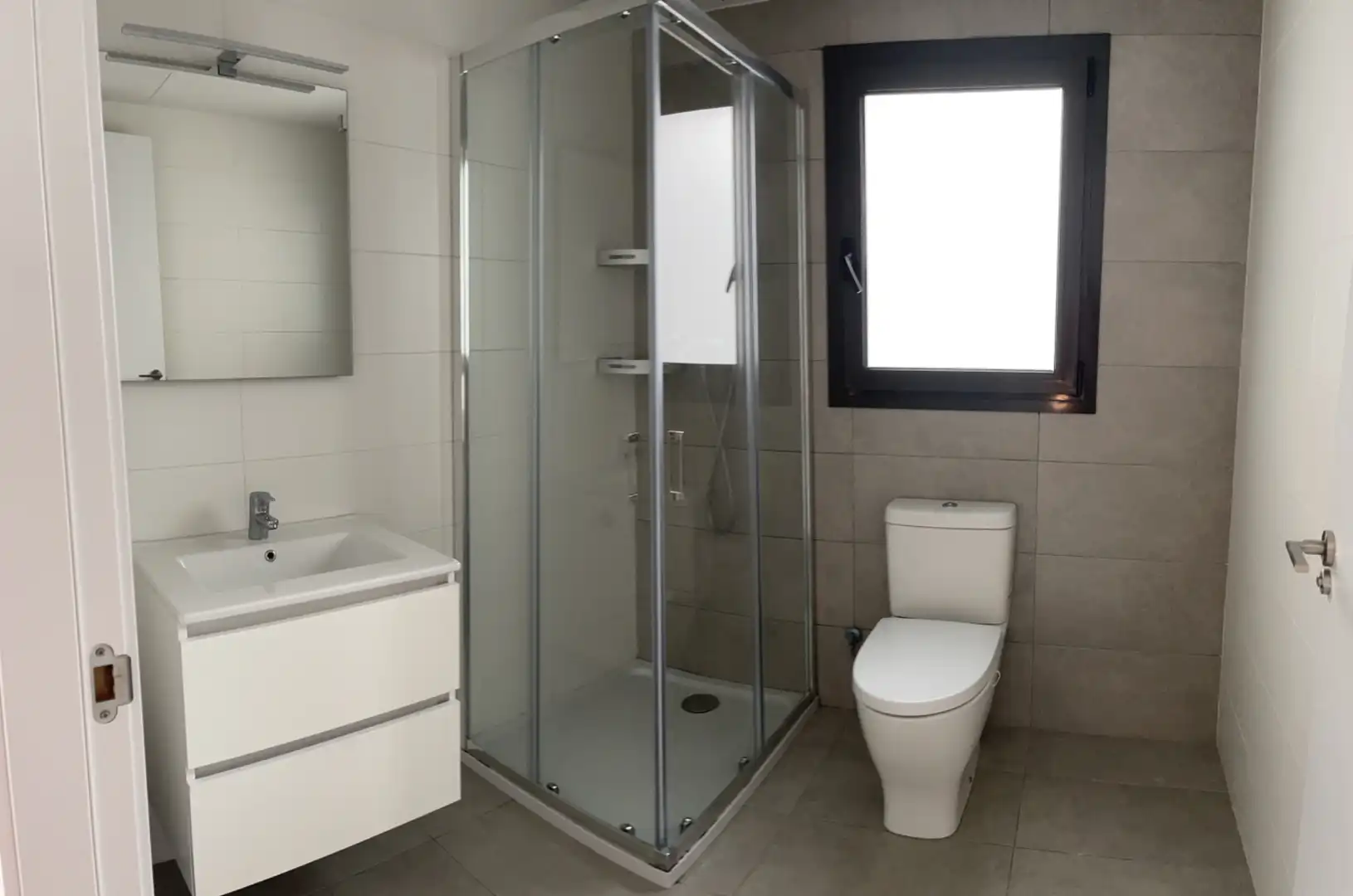 Bany de Pis en venda en Vilafranca del Penedès amb Aire condicionat, Terrassa i Forn