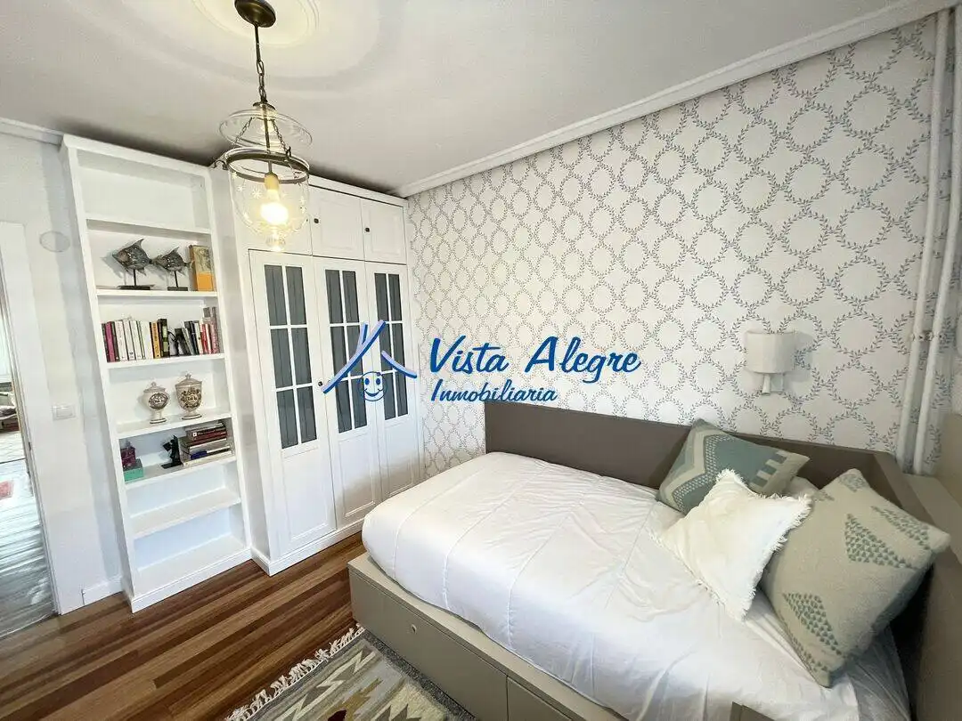 Schlafzimmer von Wohnung zum Verkauf in Haro mit Klimaanlage, Heizung und Parkett