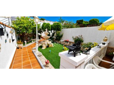 Haus mit Garten zum Verkauf in Olesa de Montserrat