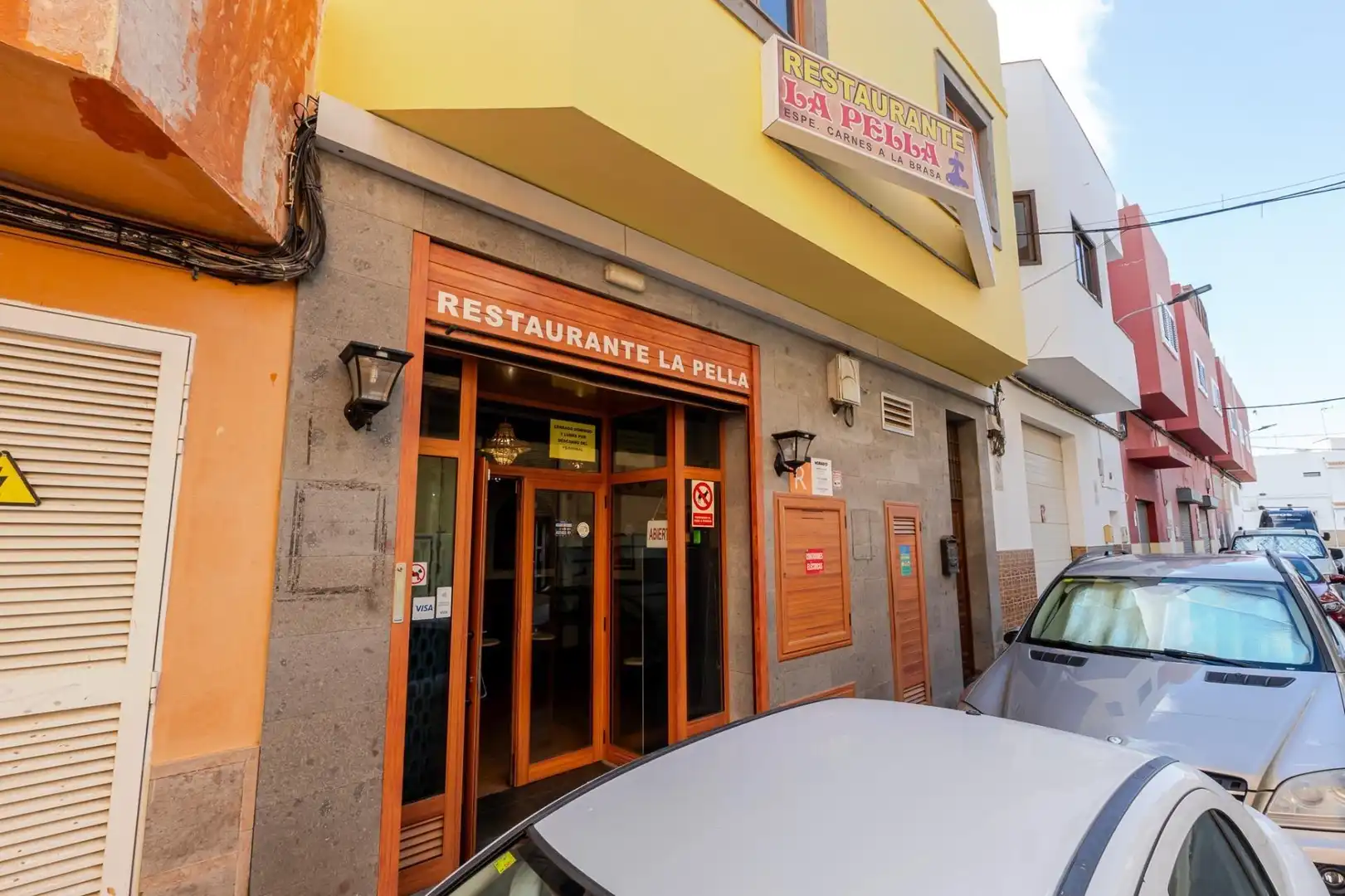Local en traspaso en Santa Lucía de Tirajana con Aire acondicionado y Amueblado