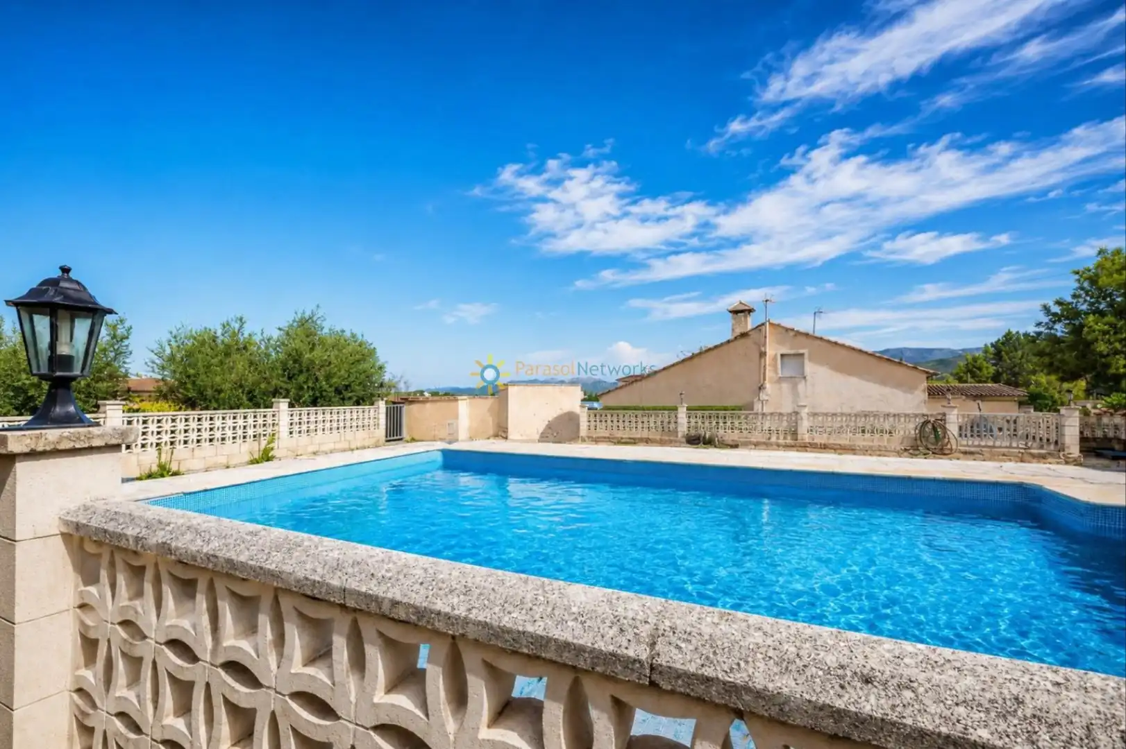 Villa con piscina in vendita a Santa Ana