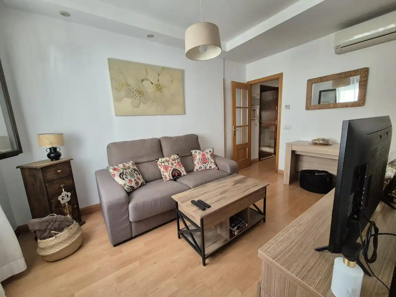 Living room of Ground floor for sale in Madrid