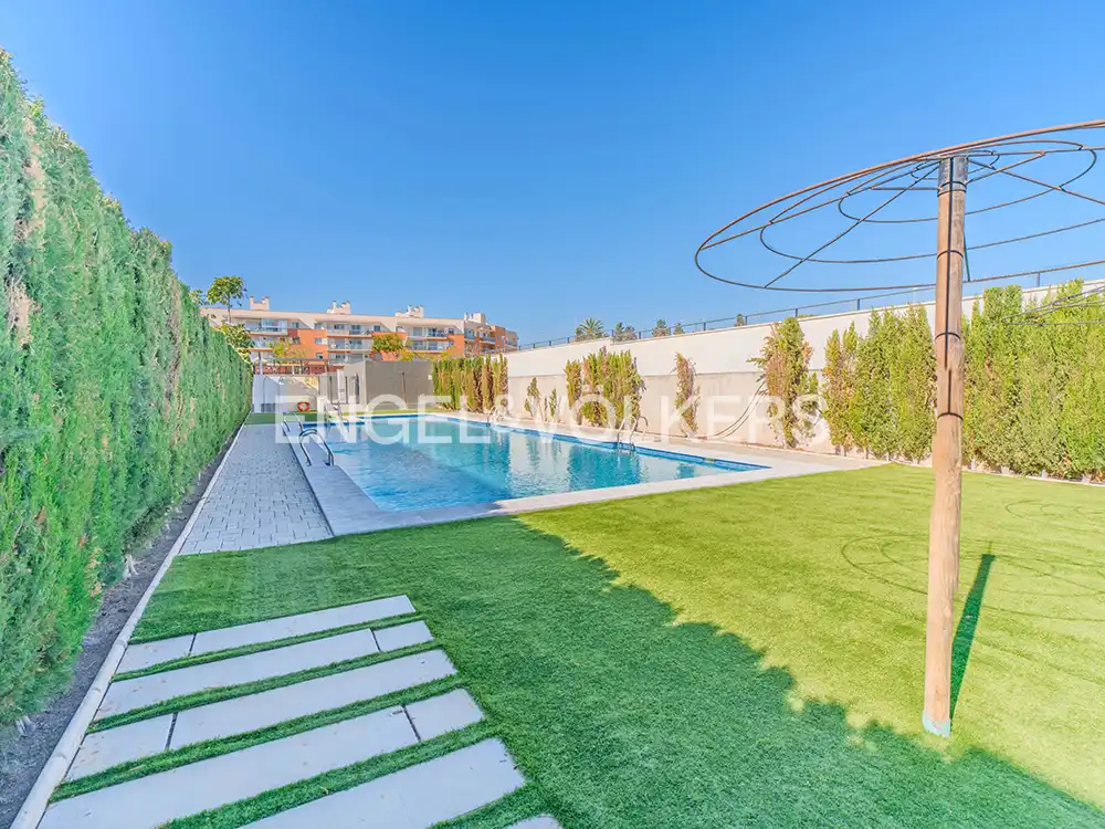 Piscina de Casa adosada en venda en Mutxamel amb Aire condicionat, Calefacció i Terrassa