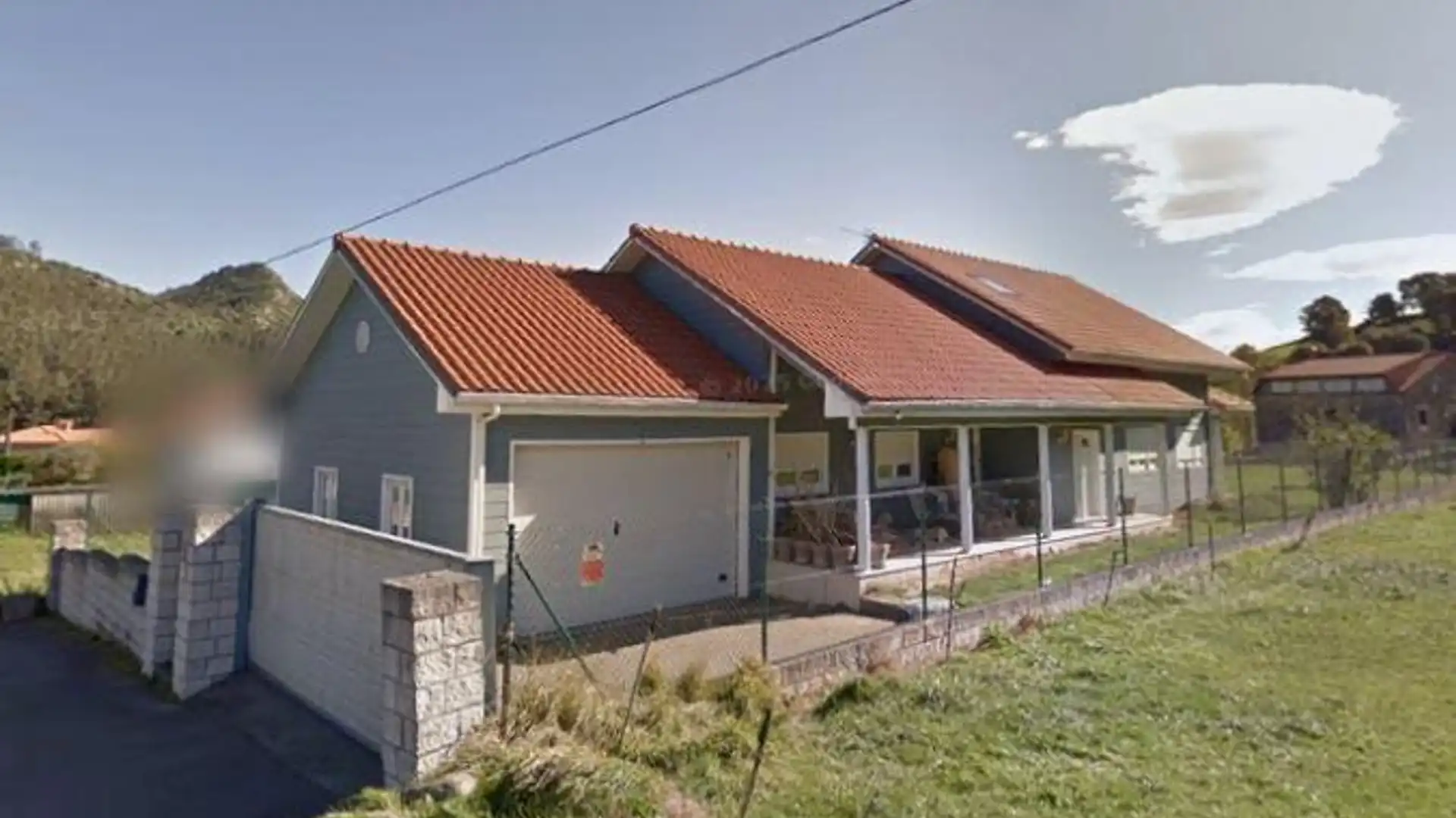 Exterior view of Single-family semi-detached for sale in Puente Viesgo