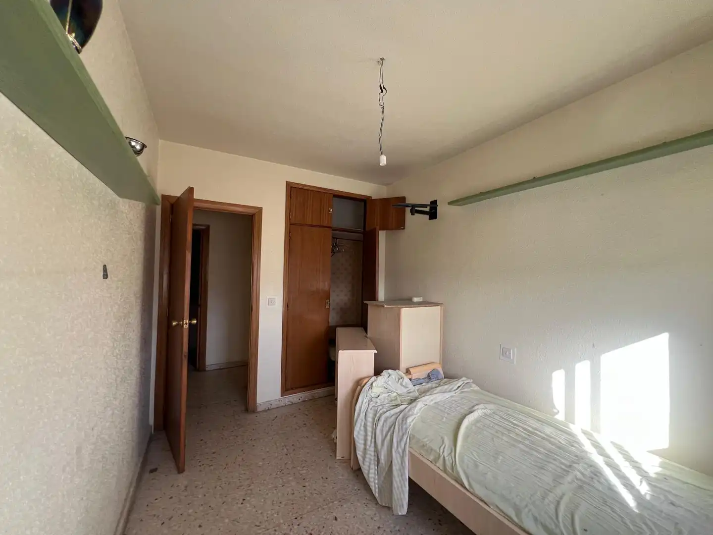 Habitación de Piso en venta en Burgohondo con Calefacción y Amueblado