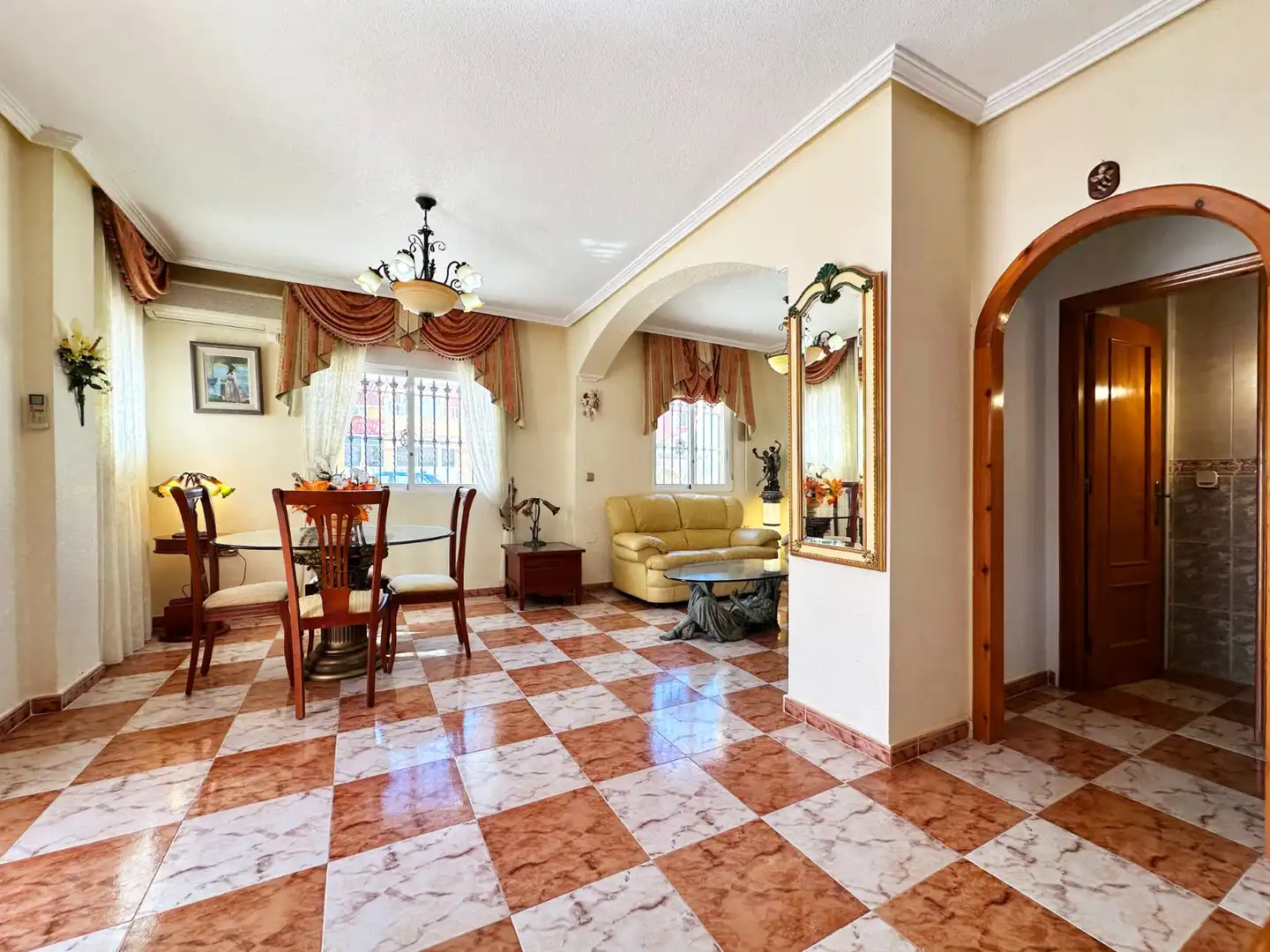 Reihenhaus mit Terrasse zum Verkauf in Orihuela Costa, imagen 11