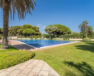 Swimming pool of Flat for sale in Cambrils  with Air Conditioner, Heating and Terrace