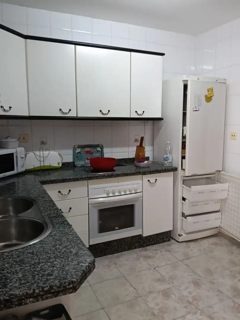 Cuina de Pis en venda en Almendralejo amb Terrassa i Balcó