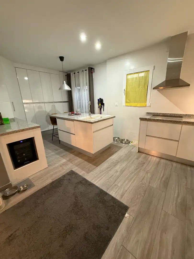 Cocina de Piso en venta en Alcalá la Real con Calefacción, Trastero y Amueblado