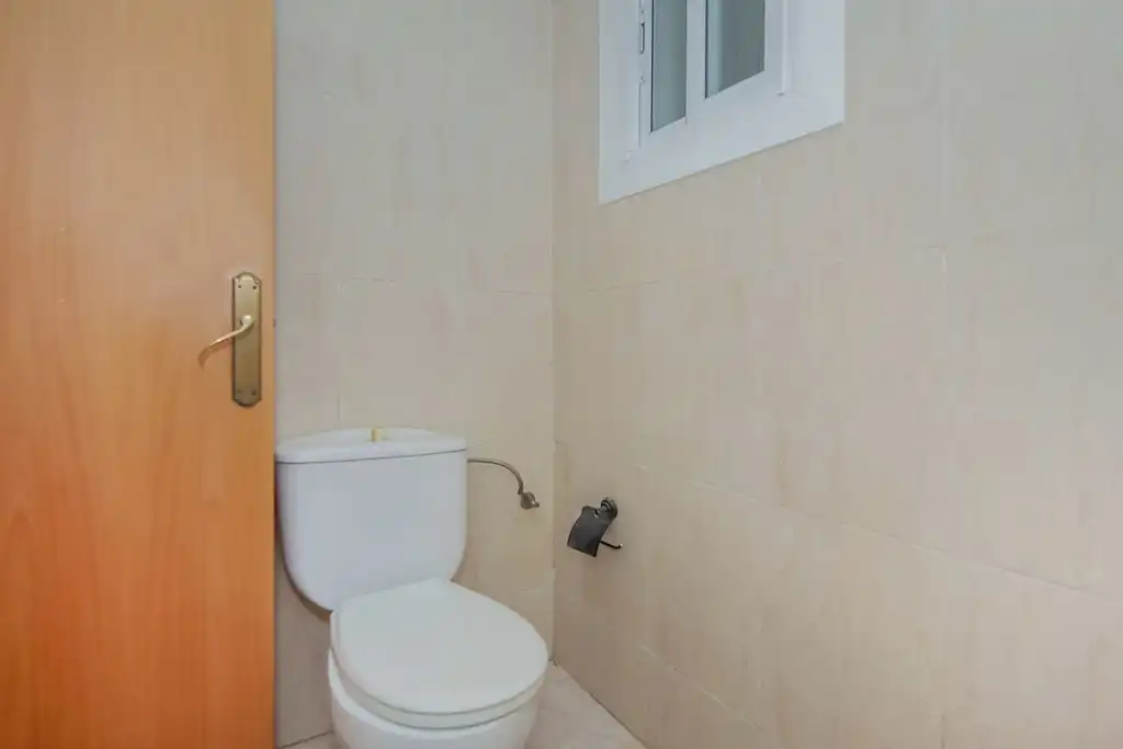 Baño de Planta baja en venta en Sant Boi de Llobregat