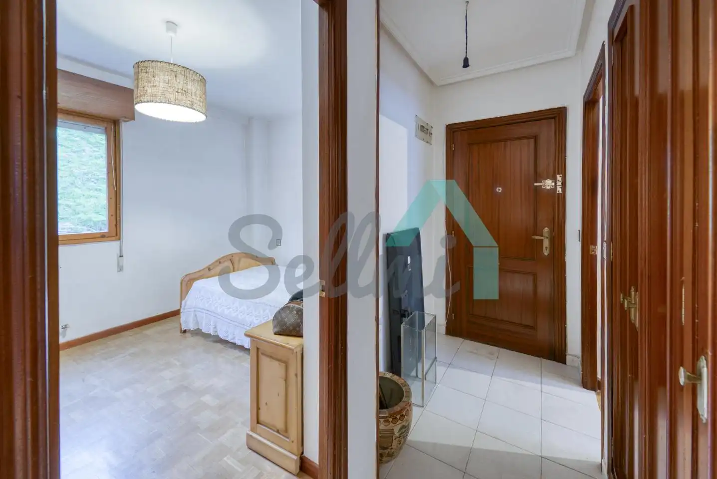 Wohnung zum Verkauf in Lena mit Heizung, Parkett und Terrasse
