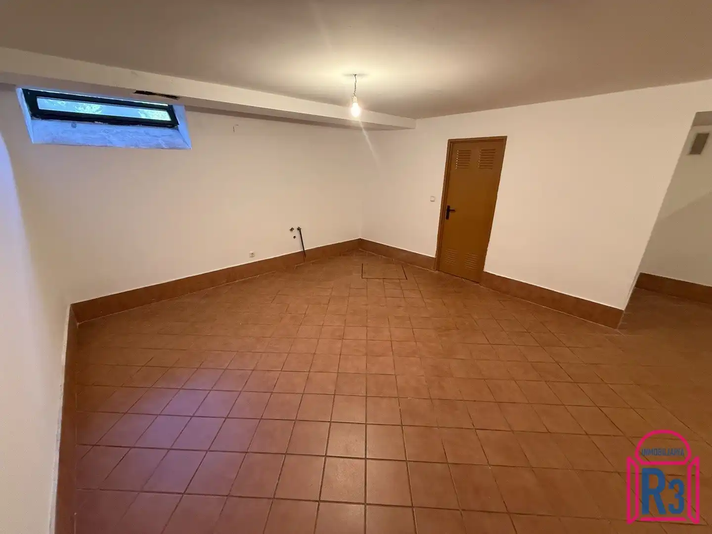 Casa o xalet en venda en León Capital  amb Calefacció, Piscina i Alarma