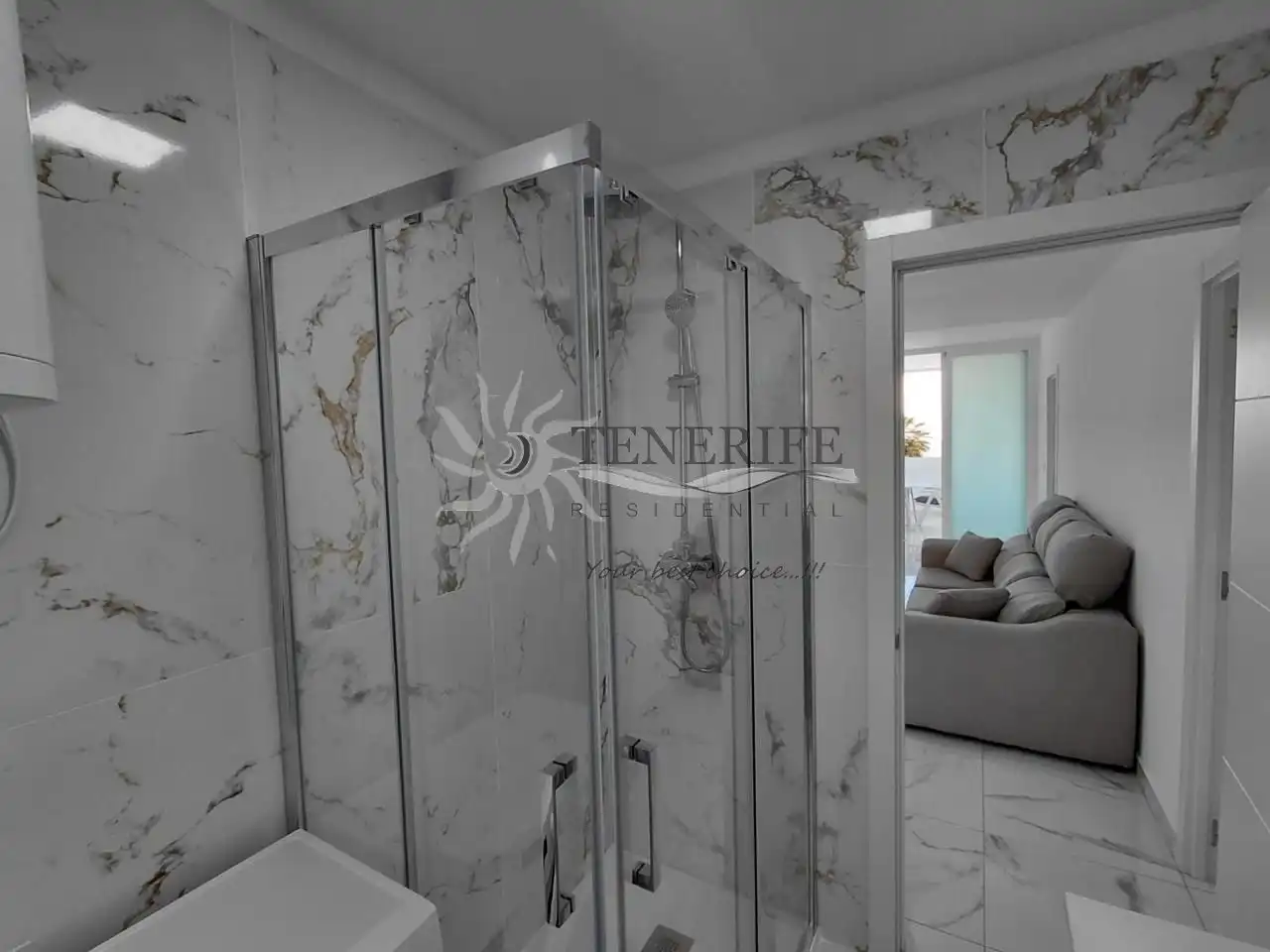 Baño de Planta baja en venta en Arona con Aire acondicionado, Terraza y Amueblado