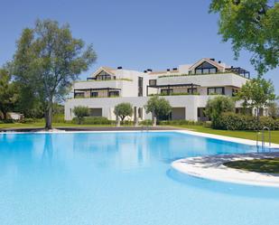 Exterior view of Duplex for sale in Sotogrande  with Air Conditioner, Terrace and Swimming Pool