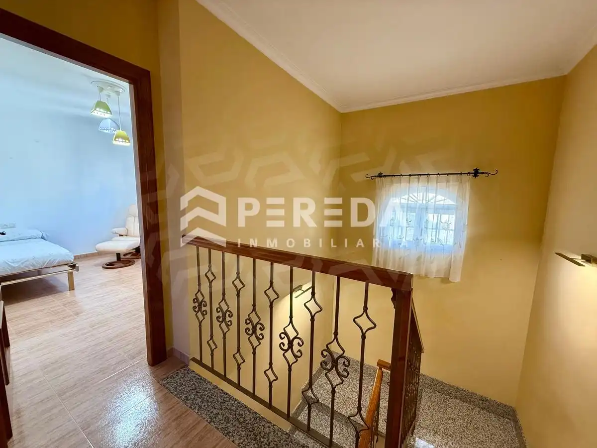 Casa o xalet en venda en La Mojonera amb Jardí privat, Terrassa i Moblat